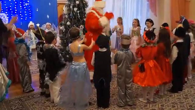 ИГРА с ДЕДОМ МОРОЗОМ муз рук  Парахневич И П