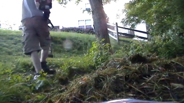 cutting tall wet grass with my echo srm-225 смотреть онлайн