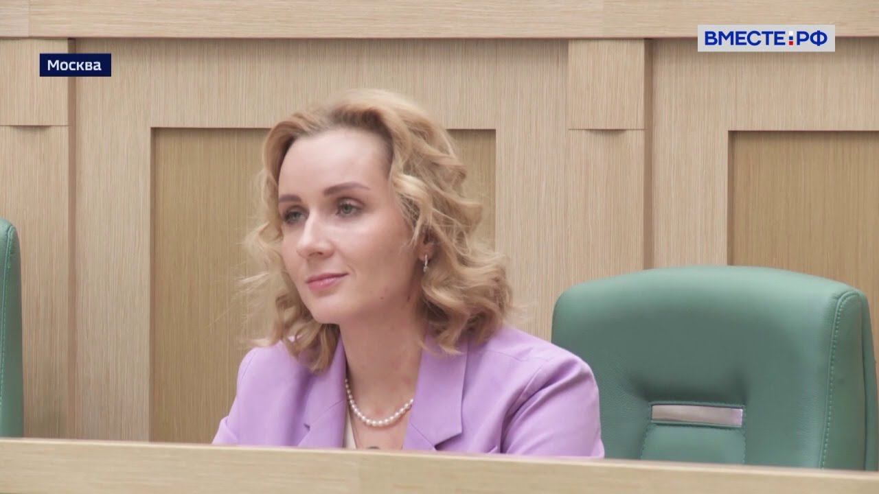 Программа сенатор. Сенат россия 2008. Ведущий программы сенат россия 24. 12. Сенат россия 2009.