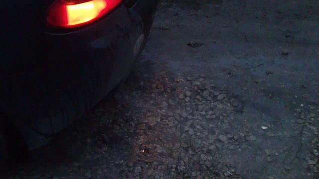 MAZDA 323F BA Дым - cold start smoke смотреть онлайн