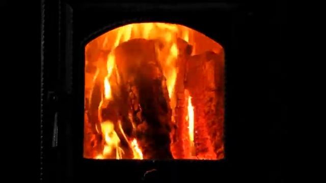 Протопка печи крупногабаритными дровами 09 03 2016 смотреть онлайн