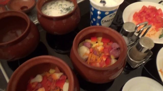 Горшочки с мясом картошкой и фасолью - от Алека Рантье