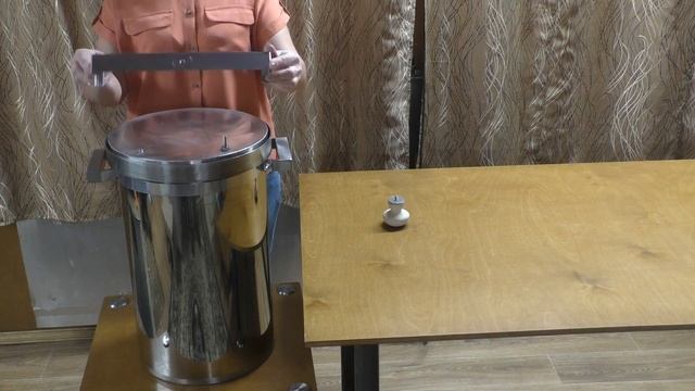 Цилиндрическая коптильня НЕФОР из нержавеющей стали. смотреть онлайн