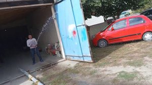 Абиссинская скважина в гараже