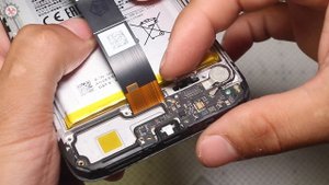 Xiaomi Redmi 9A. Замена дисплейного модуля. Разборка смартфона