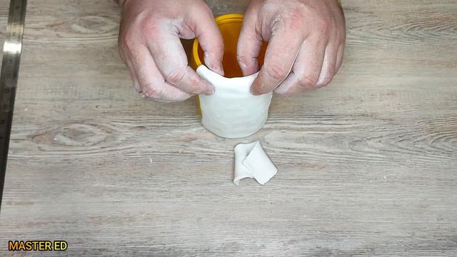 БЕРУ БАНКУ ОТ ШАМПУНЯ И ДЕЛАЮ ПОТРЯСНЫЙ ДЕКОР? ВАЗА В БРОНЗОВОМ СТИЛЕ СВОИМИ РУКАМИ DIY смотреть онлайн