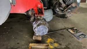 Подбитая Manitou Маниту рассыпалась бортовая эвакуатор MAN