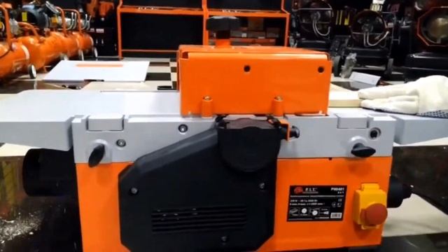 Комбинированный деревообрабатывающий станок P.I.T. 90401 4в1 смотреть онлайн