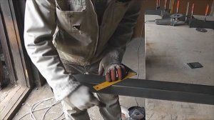 Лестница на второй этаж в доме.