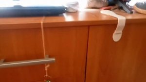 Замки на шкафы от детей