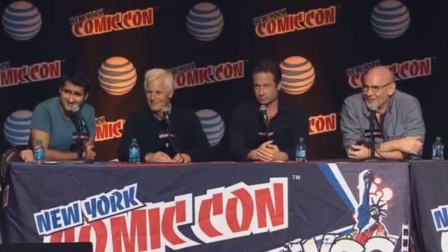 THE X FILES Panel at NYCC [10-10-15] смотреть онлайн