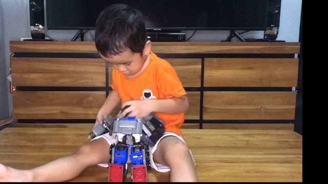 Metron Tobot Athlon Train Transformation смотреть онлайн