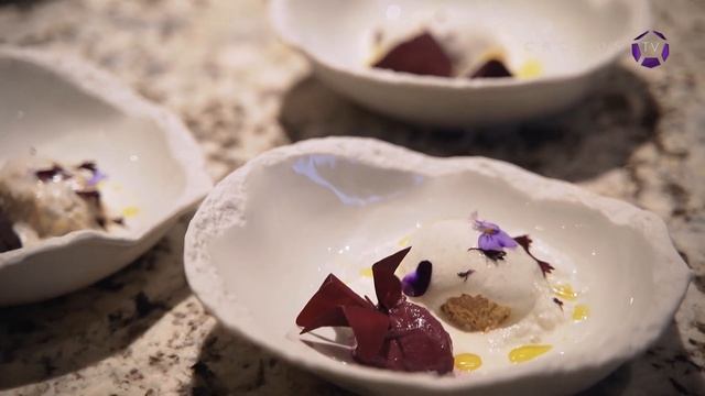 Открытие нового ресторана Peach и караоке-клуба Divas смотреть онлайн