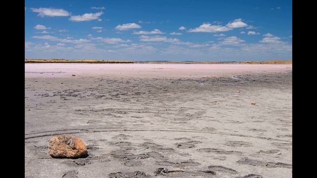 Sights of Australia - Pink Lake Hiller. Достопримечательности Австралии - Розовое озеро Хиллер. смотреть онлайн