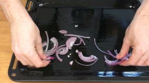 СВИНИНА ПО-НЕМЕЦКИ, запеченная в духовке с картофелем и маринованными огурцами