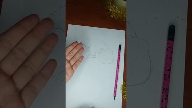 показываю как нарисовать бумажную уточку