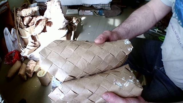 Призы победителям соревнований по плетению русских народных лаптей! смотреть онлайн