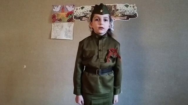 "Ленинградский Салют", Читает: Коршунова Елизавета, ученица 3 класса