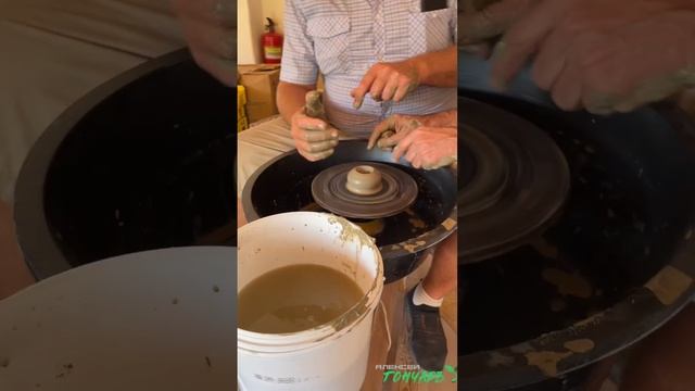 Гончаръ знакомства с гончарным кругом
