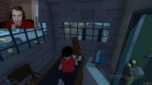 ПРЯТКИ ОТ ЧЕЛОВЕКА КОСТЮМА!!!OVER SHOW PHONYA BOBBY TOY!!!ВЕБКА!!!