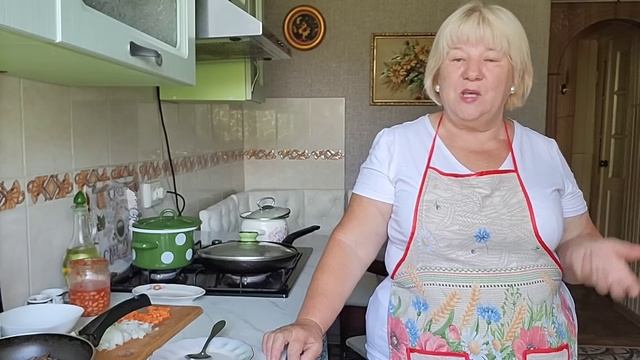 Грибной суп с фасолью Молодая картошка Тушеное мясо со сметаной. Блинчики фаршированные с творогом смотреть онлайн