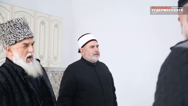 Семье Мусы Гезамагомаева из с. Нижний-Нойбер Гудермесского района вручили ключи от нового жилья смотреть онлайн
