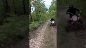 Покатушки по лесу , на ямаха раптор 450 и ирбис 250)