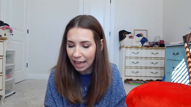 Vlogmas Ending Early + My Knit & Crochet Projects! смотреть онлайн