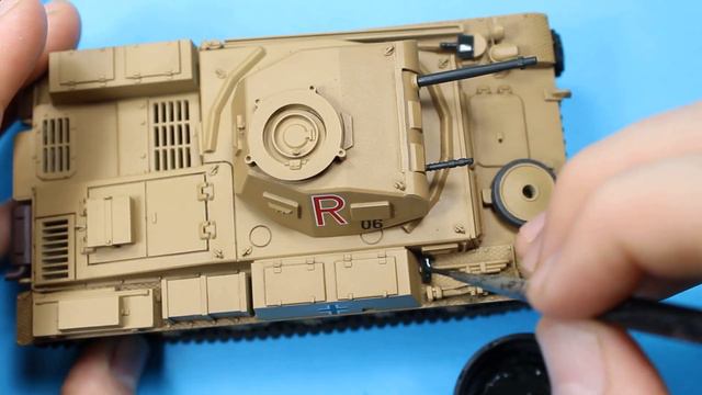 Finishing your first model Tank! Tamiya 1/35 Panzer II F, Full Build, Part 2 Basic Armour Modelling смотреть онлайн