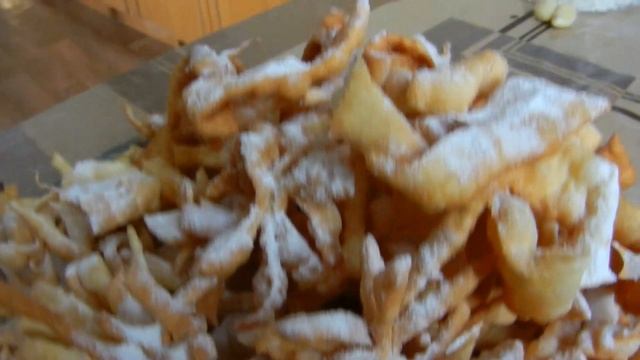 Хрусты и "улыбчивые" булочки" #хрусты, #булочки, #домашняя выпечка смотреть онлайн