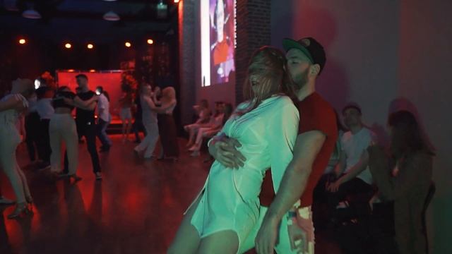 #ZoukOneLove Maxim Chistokletov & Anna Loshchakova #Zouk improvisation смотреть онлайн