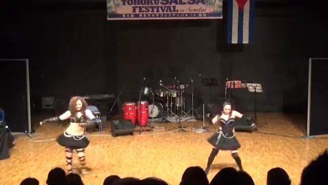 Lejos Bachata with Bellydance technics смотреть онлайн