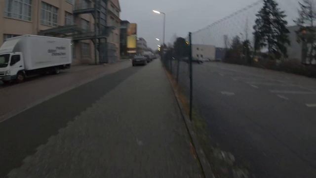 Street Photography at Rain With the Canon EOS 100D (POV) смотреть онлайн