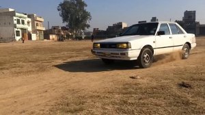 Nissan Sunny Acceleration in Slow Motion