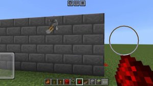 Как сделать секретную дверь 2 x 2 в Minecraft bedrock Edition