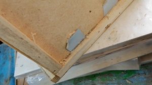 Ловушки для пчёл, роёв из пакетов для перевозки пчёл.