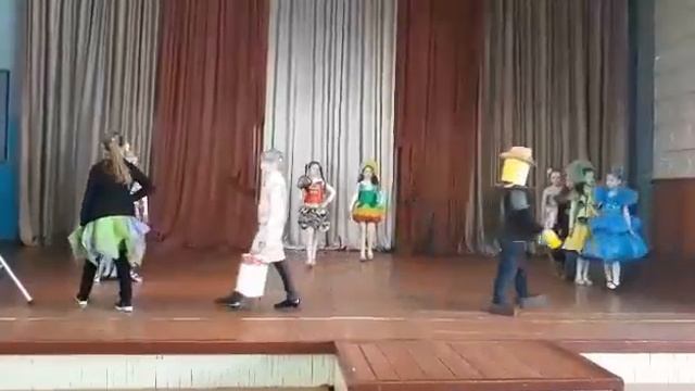 Дефиле в моей школе-'Экомода'