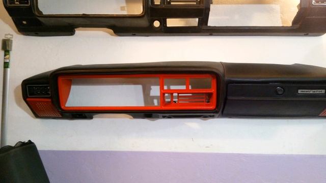 Перетяжка торпедо 2107 черная кожа с красным смотреть онлайн