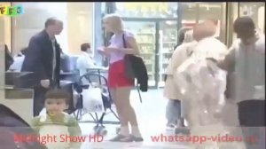 Извращенец в очереди