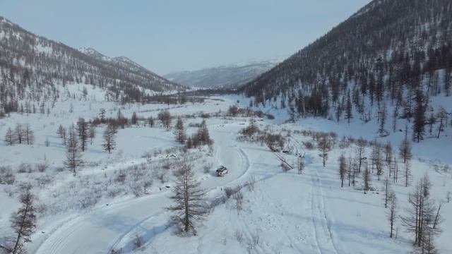 ПУТЕШЕСТВИЕ ПО ЯКУТИИ - от Якутска до Момы / CAR TRIP IN YAKUTIA смотреть онлайн