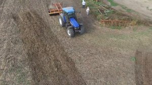 Борона дисковая с трактором Нью Холланд