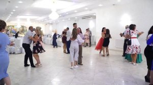 🎹Вдалині за селом, танцюють всі, гурт Ровенки