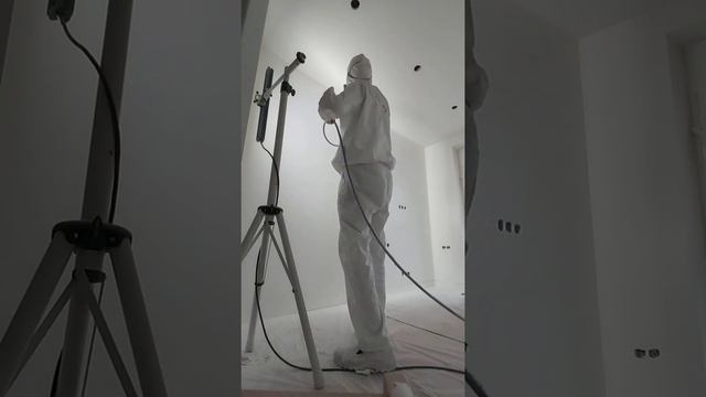 Безвоздушная покраска мокрым по мокрому.