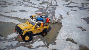 MN Model MN-D90 Defender. Land Rover Camel Trophy 1/12 scale RC Crawler. 'Trecco Bay - South Wales.
