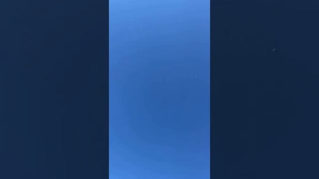 Откуда тень, если нет облака? смотреть онлайн