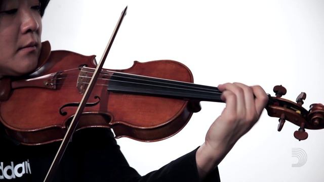 DAddario: Helicore Violin Strings
