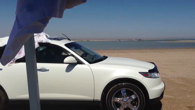 Infiniti FX35 хромовые и черные диски R20 смотреть онлайн