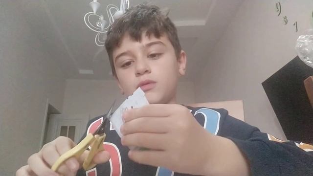 4 -ая часть пакетиков . Ждите 5-ую часть смотреть онлайн