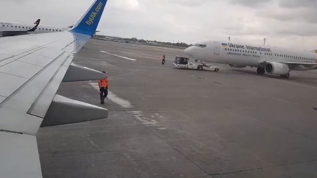 Аэропорт Борисполь Ukraine International Мау✈️ смотреть онлайн
