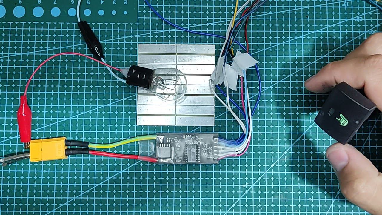 Универсальный контроллер обогрева руля или сиденья. смотреть онлайн